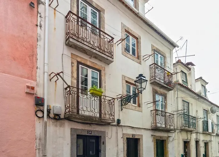 In Bairro Alto 1 - Charm Апартаменты Лиссабон